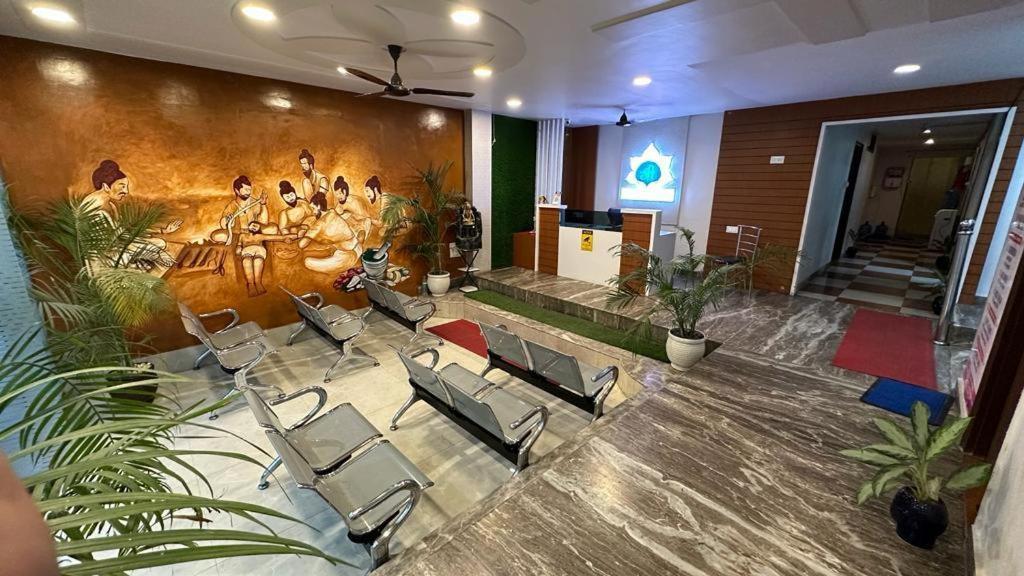 Hotel Aparajita バラナシ エクステリア 写真